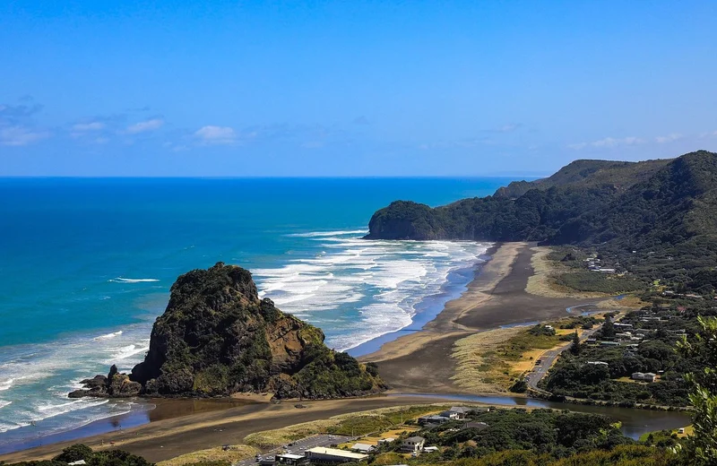 Piha Beach Adventure Guide New Zealand